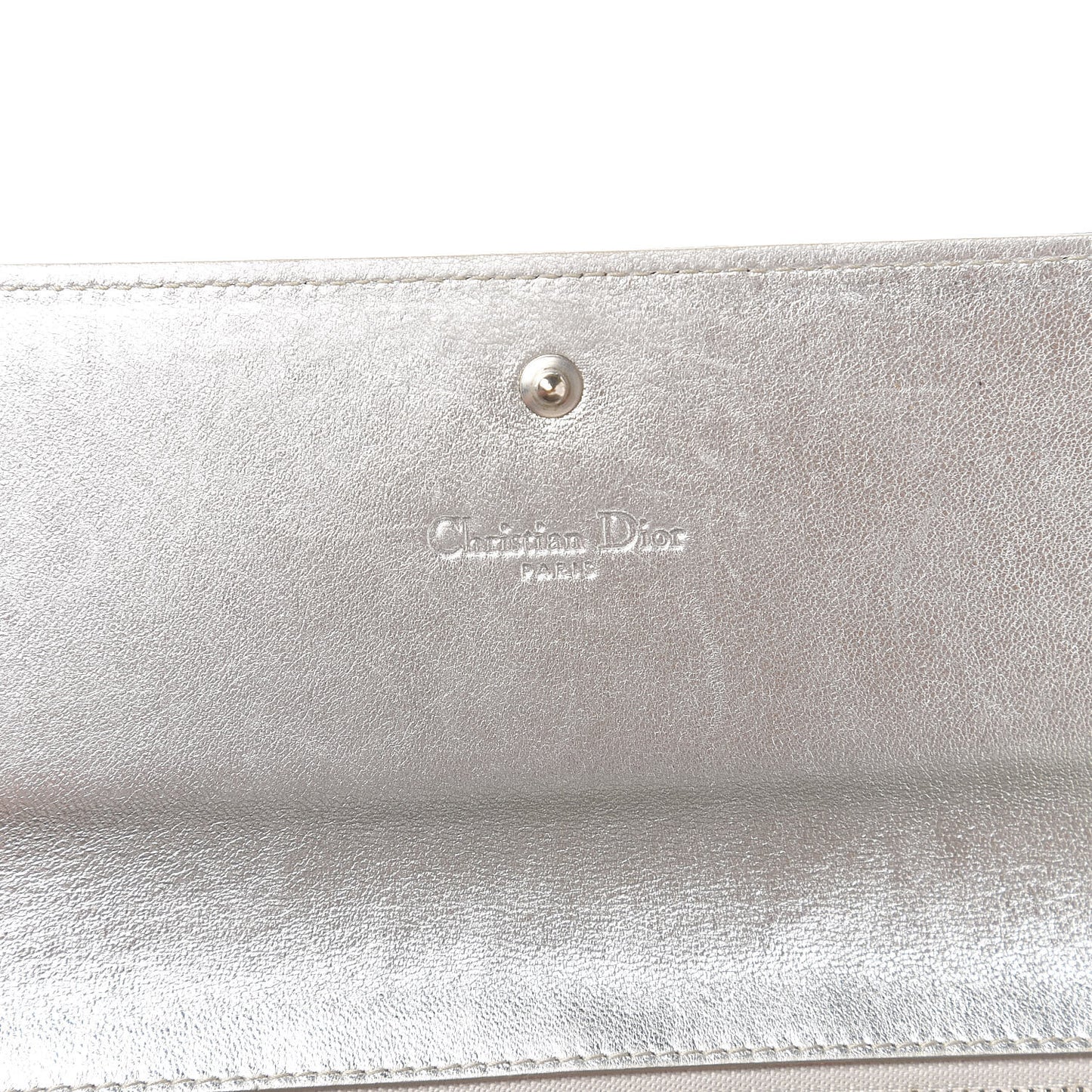 Metallic Patent Ultimate Wristlet Argent