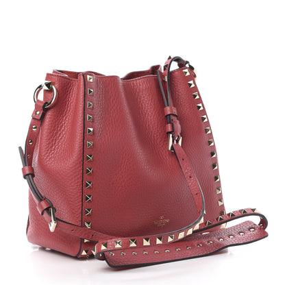 Valentino Garavani Grained Calfskin Rockstud Bucket Bag Red 3 of 9