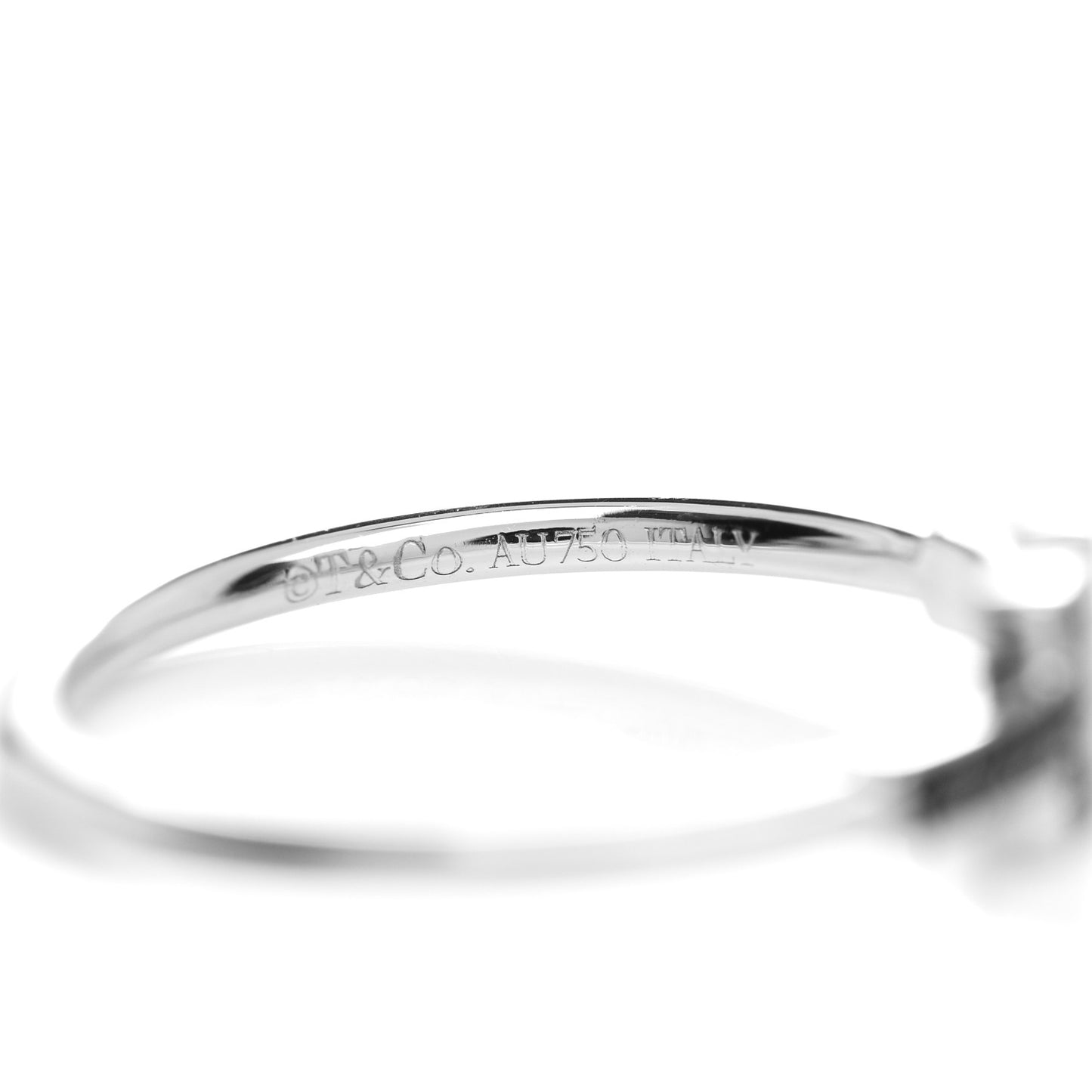 18K White Gold Blue Sapphire T Wire Ring 56 7.5