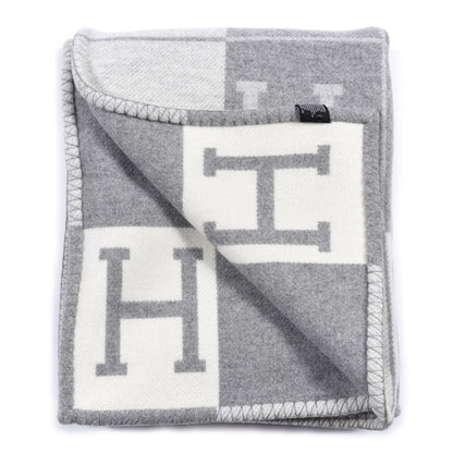 Hermes Wool Cashmere Avalon III Blanket Ecru Gris Clair 3 of 4