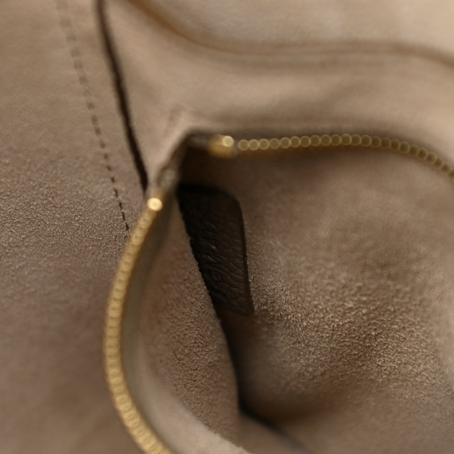 Soft Grained Calfskin Small Sangle Bucket Bag Taupe
