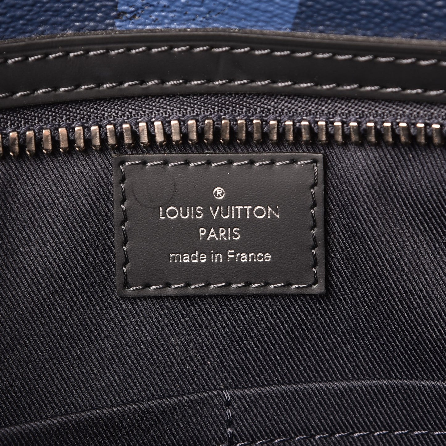 Damier Cobalt Camouflage Hunter Messenger Blue