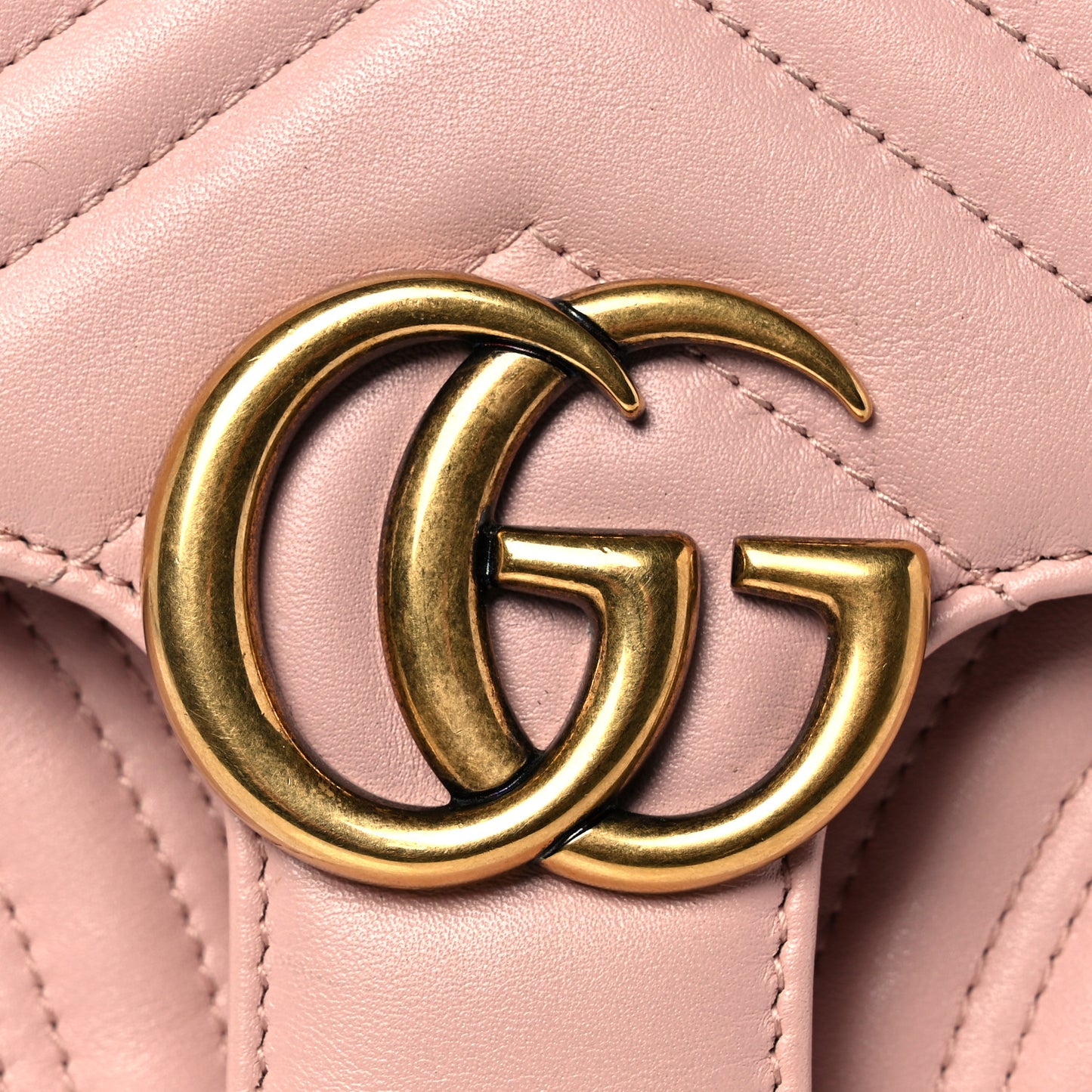 Calfskin Matelasse Mini GG Marmont Shoulder Bag Perfect Pink