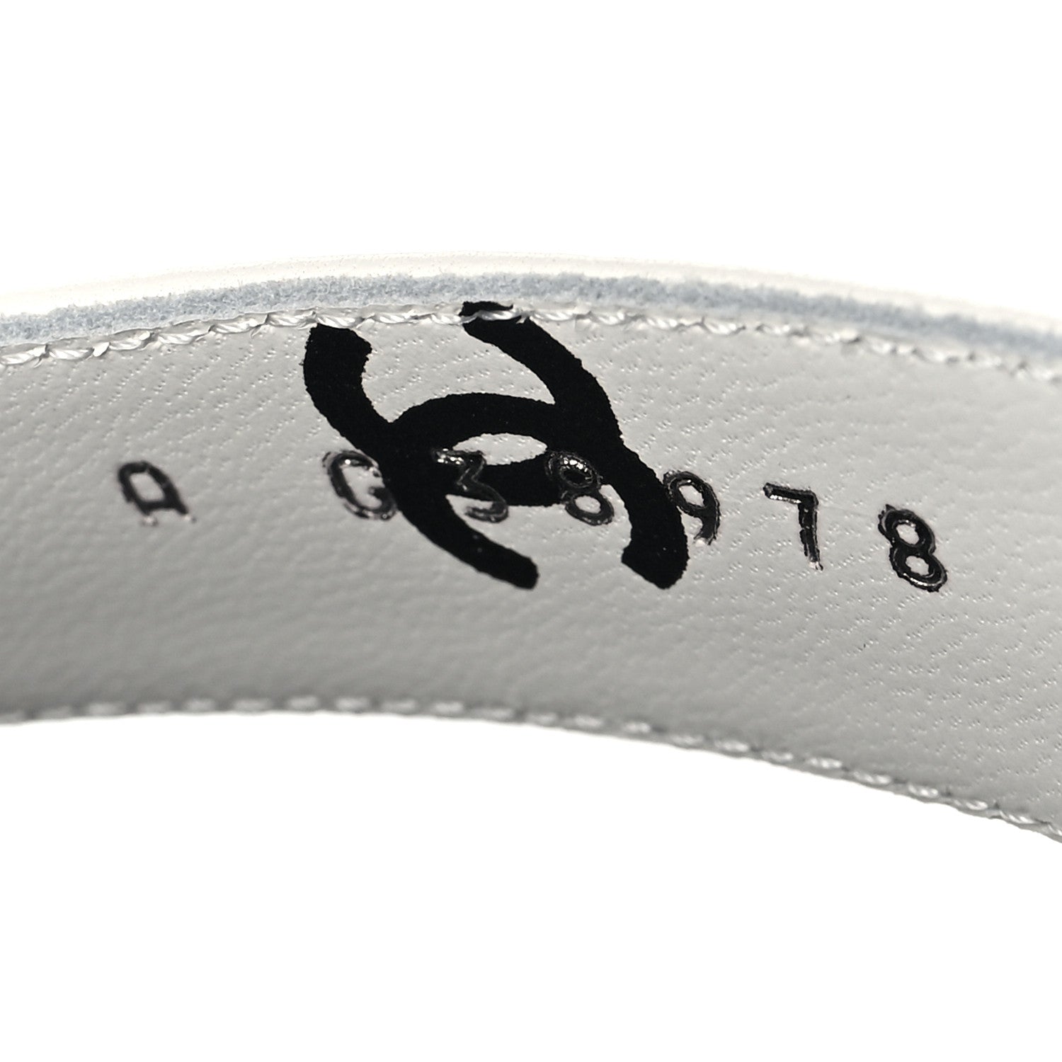 Chanel Lambskin Printed CC Thong Sandals 38 White Black 8 of 8