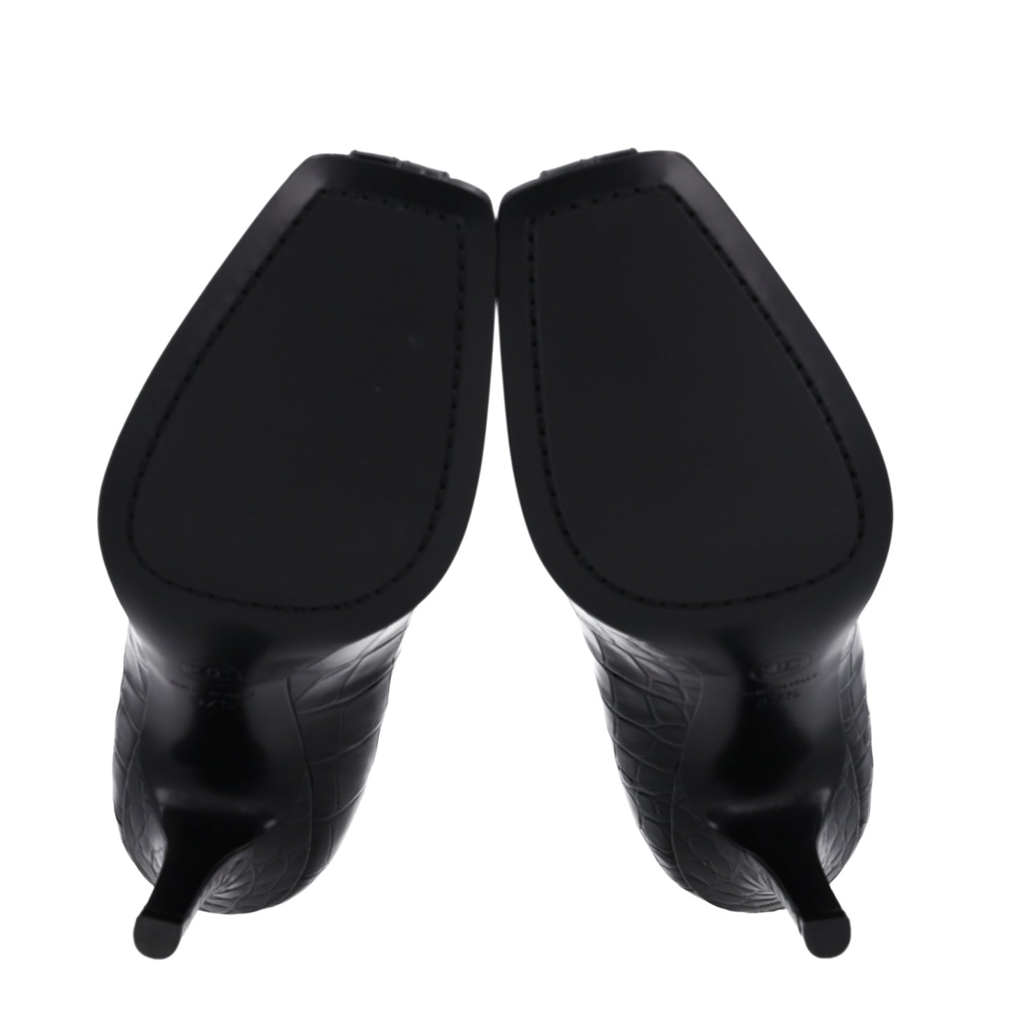 Crocodile Embossed Patent Calfskin Pumps 37.5 Black