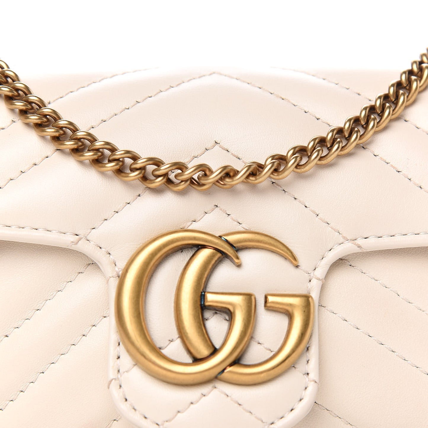 Calfskin Matelasse Super Mini GG Marmont Shoulder Bag White