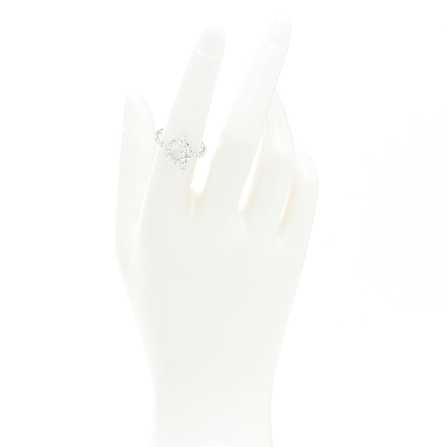 18K White Gold Diamond Finesse Ring 53 6.25