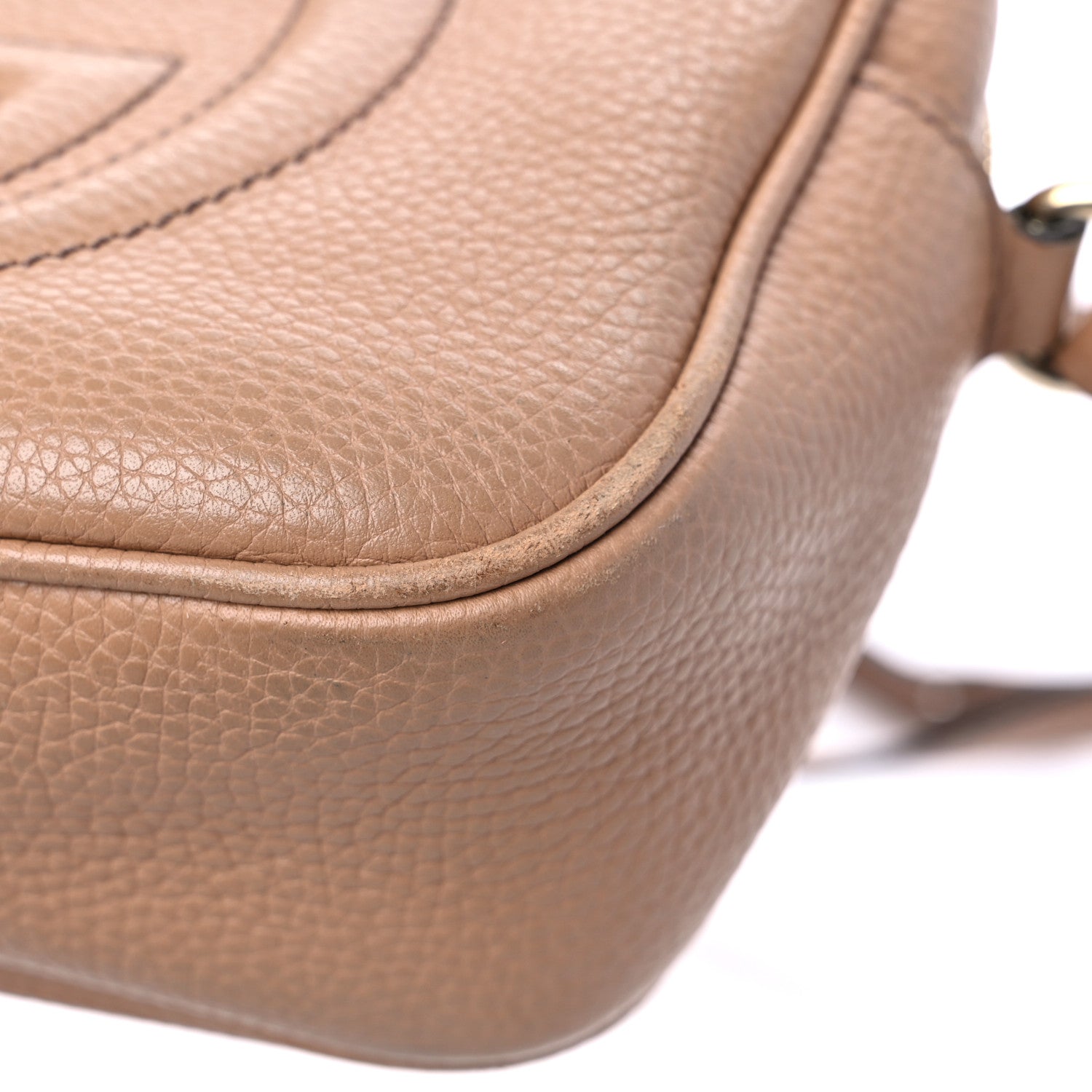 Gucci Pebbled Calfskin Small Soho Disco Bag Camelia 9 of 14