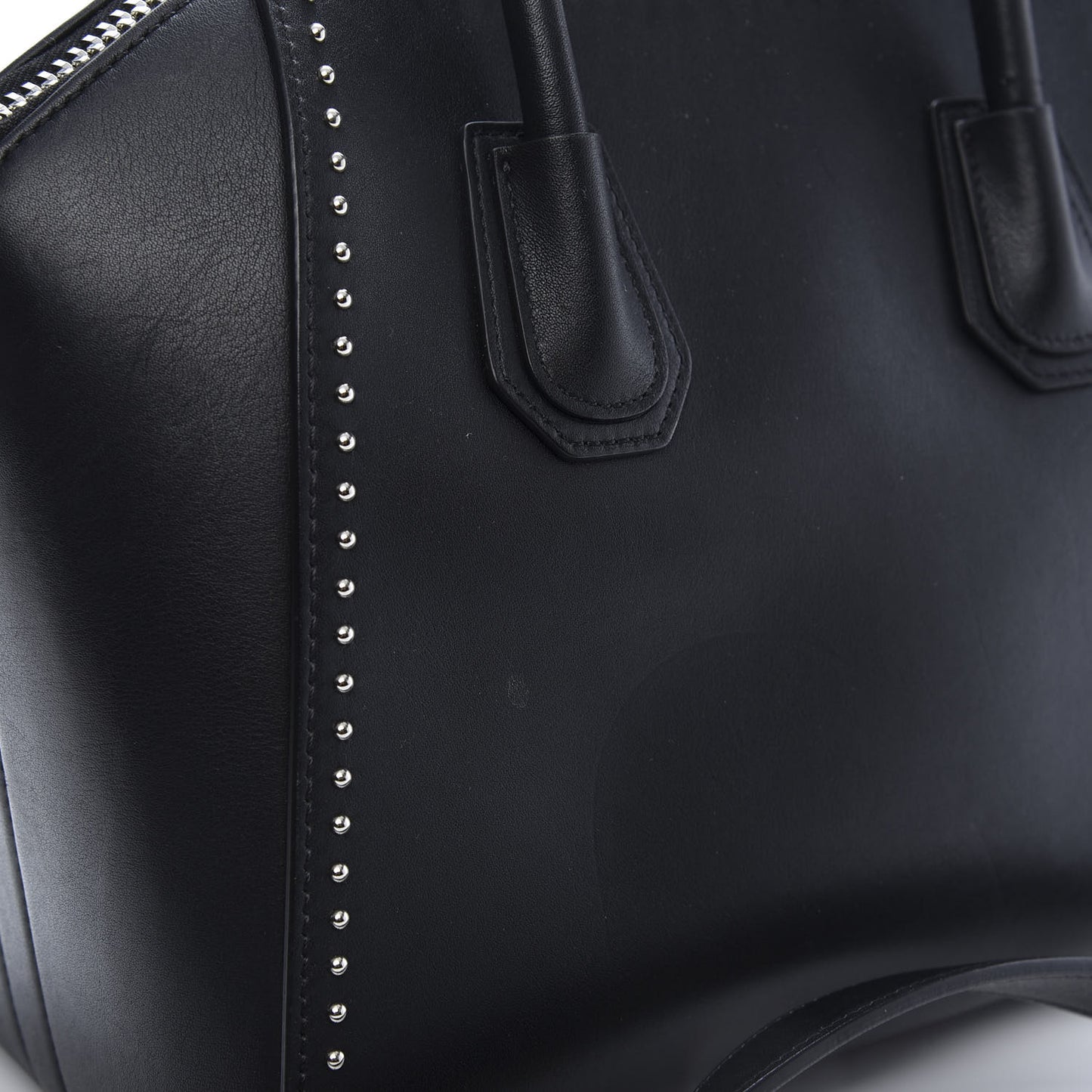 Calfskin Small Studded Antigona Black