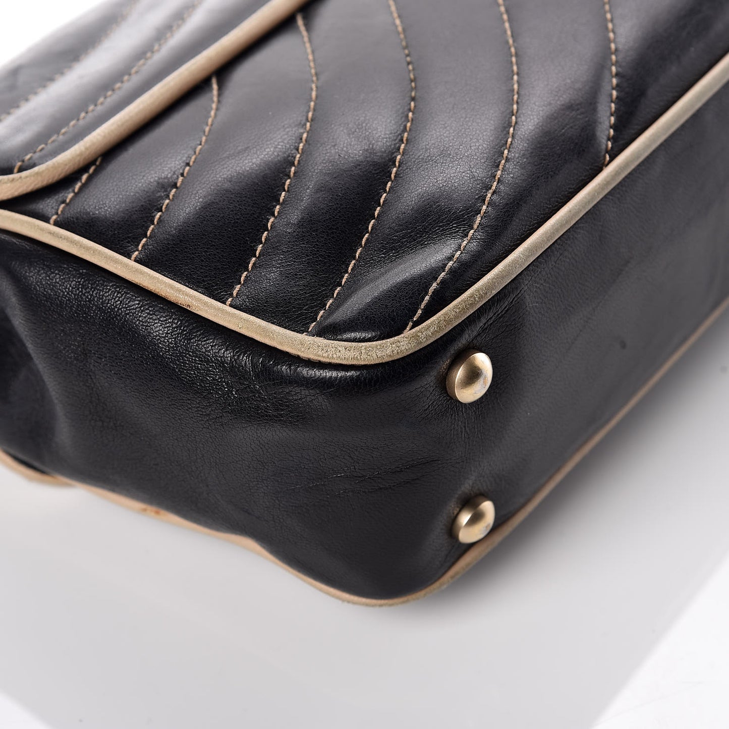 Lambskin Chevron Small Single Flap Bag Black Beige