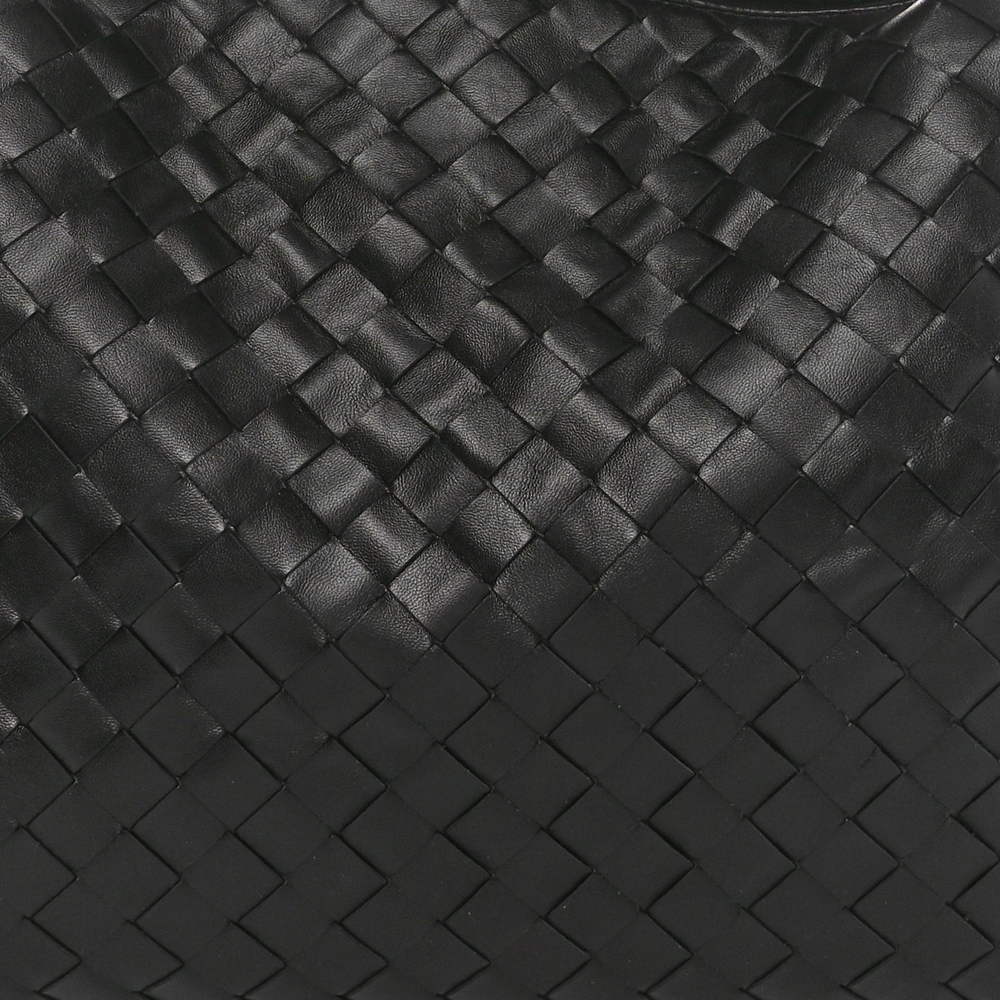 Calfskin Intrecciato Small Hop Black