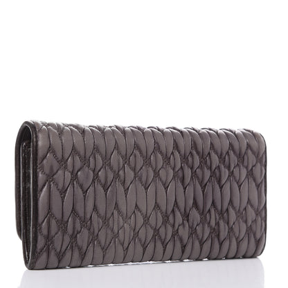 Miu Miu Nappa Matelasse Flap Wallet Argilla 3 of 12