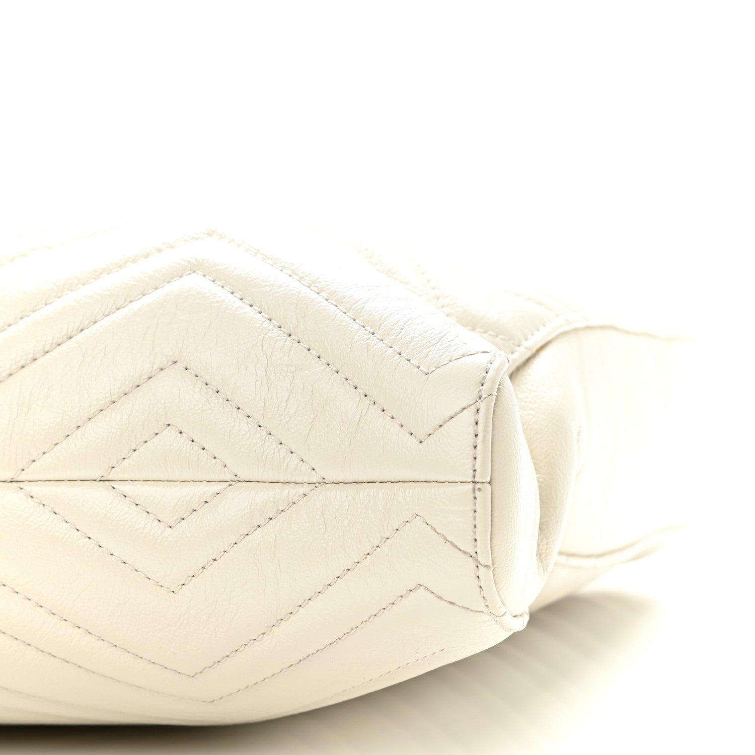 Gucci Vintage Calfskin Matelasse Medium GG Marmont Slim Tote White 9 of 9
