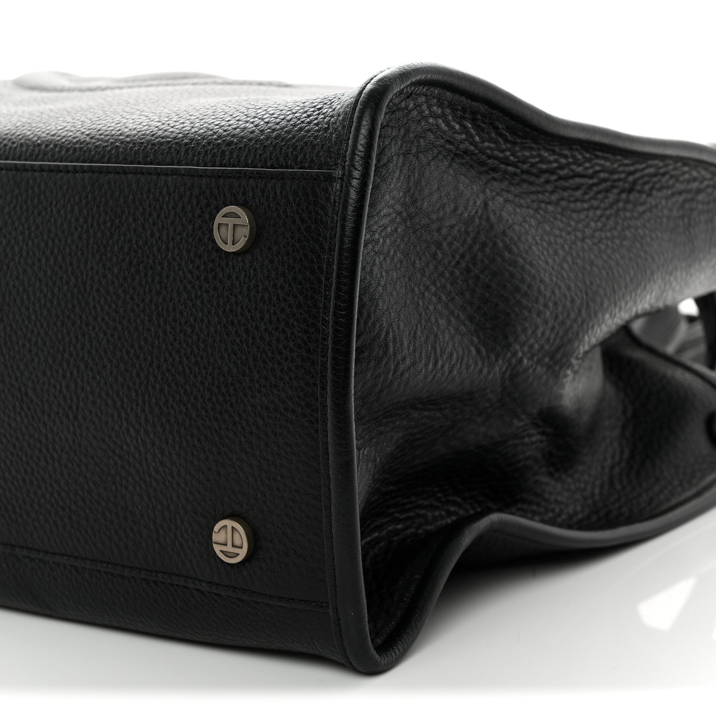 Pebbled Calfskin Medium Carry Bag Black