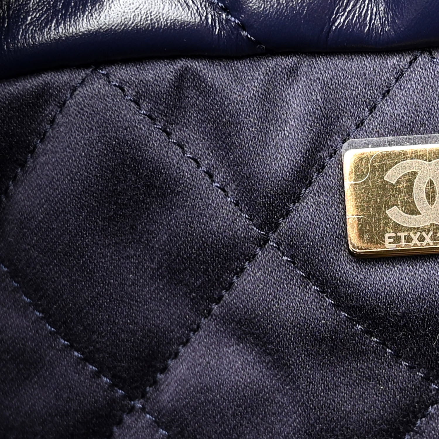 Chanel Shiny Calfskin Quilted Small Chanel 22 Navy 8 of 11