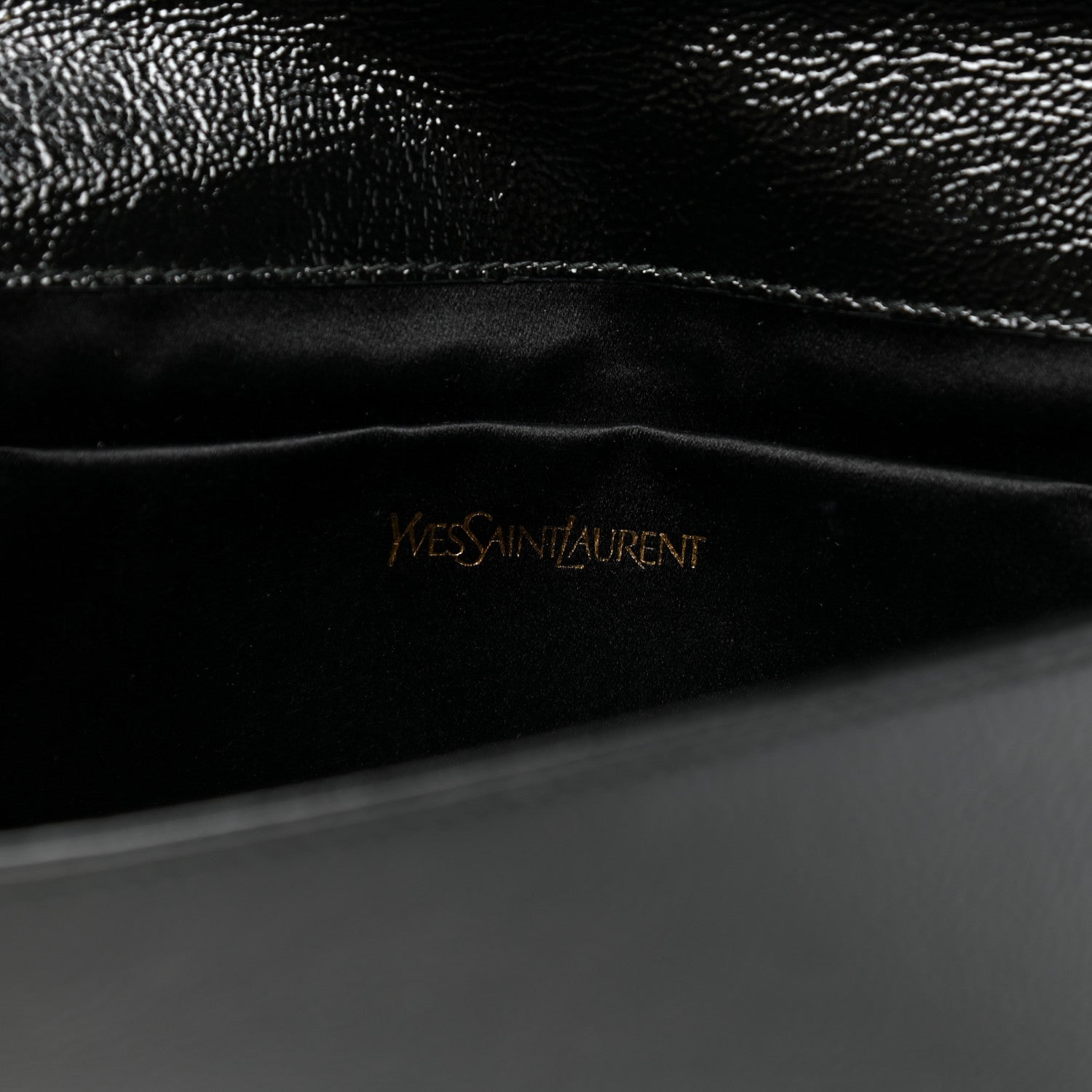 Saint Laurent Textured Patent Monogram Small Belle De Jour Clutch Black 6 of 7