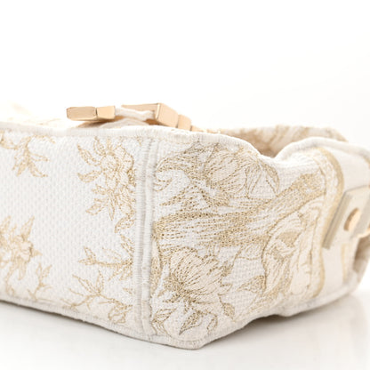 Christian Dior Canvas Diorcamp Messenger White Gold 10 of 13