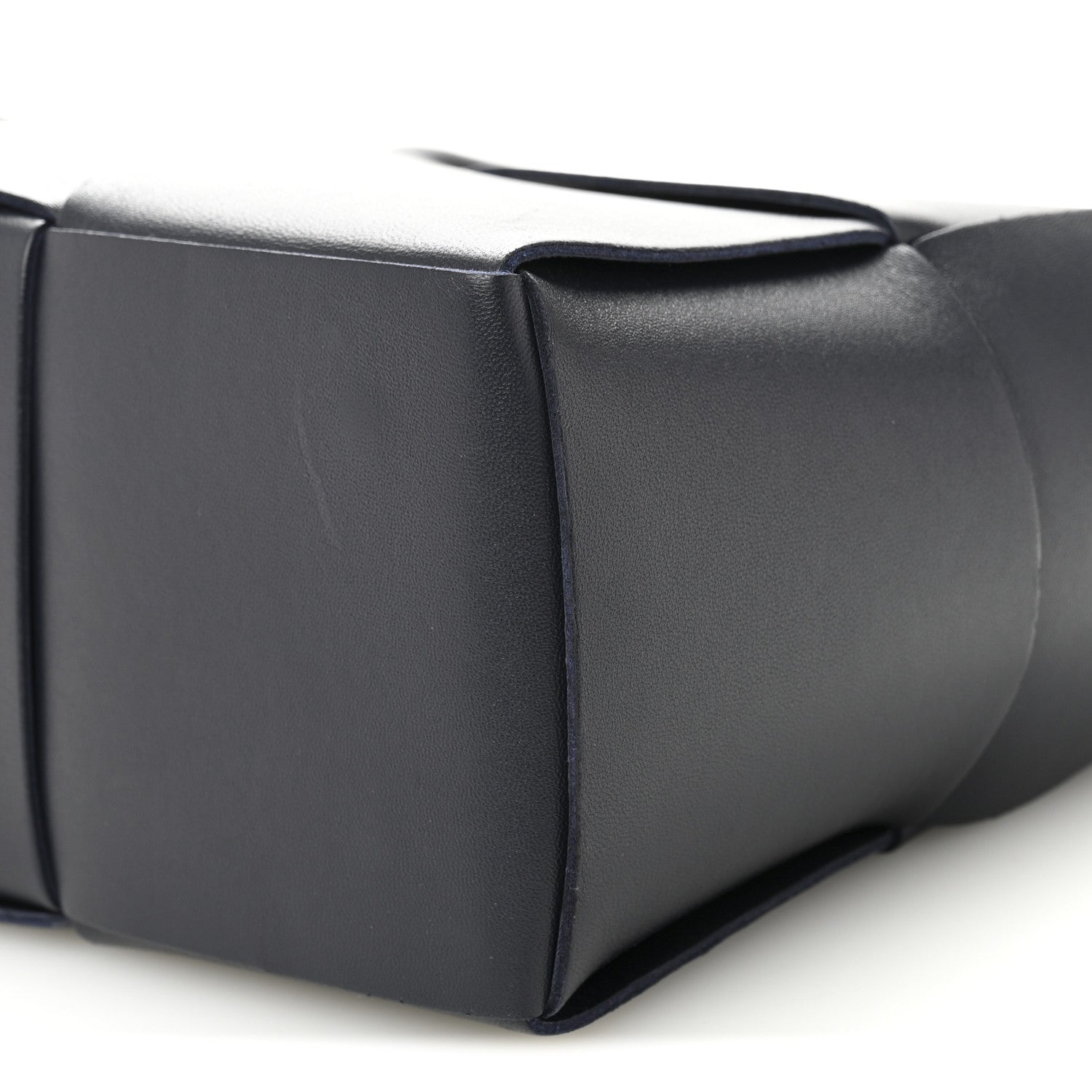 Bottega Veneta Nappa Maxi Intrecciato Small Arco Tote Space 10 of 10