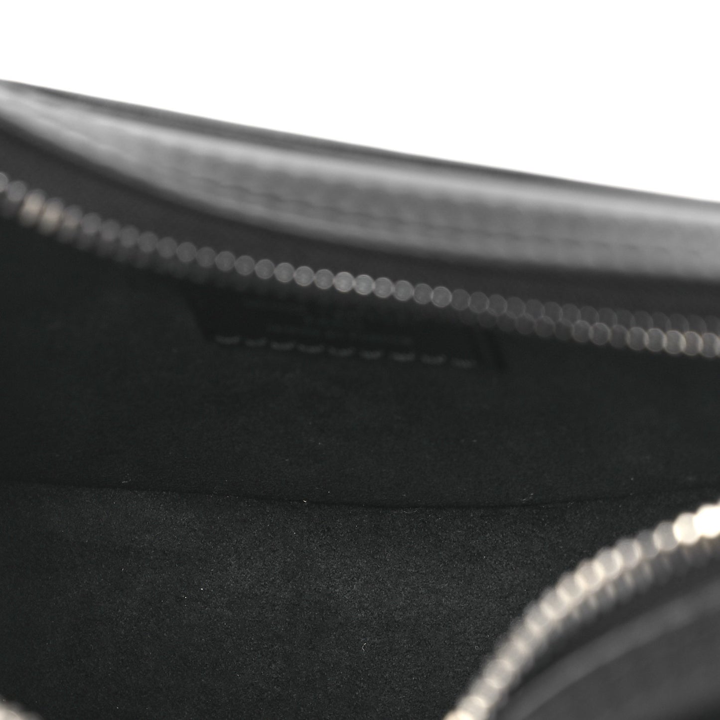 Calfskin Monogram Loop H27 Black