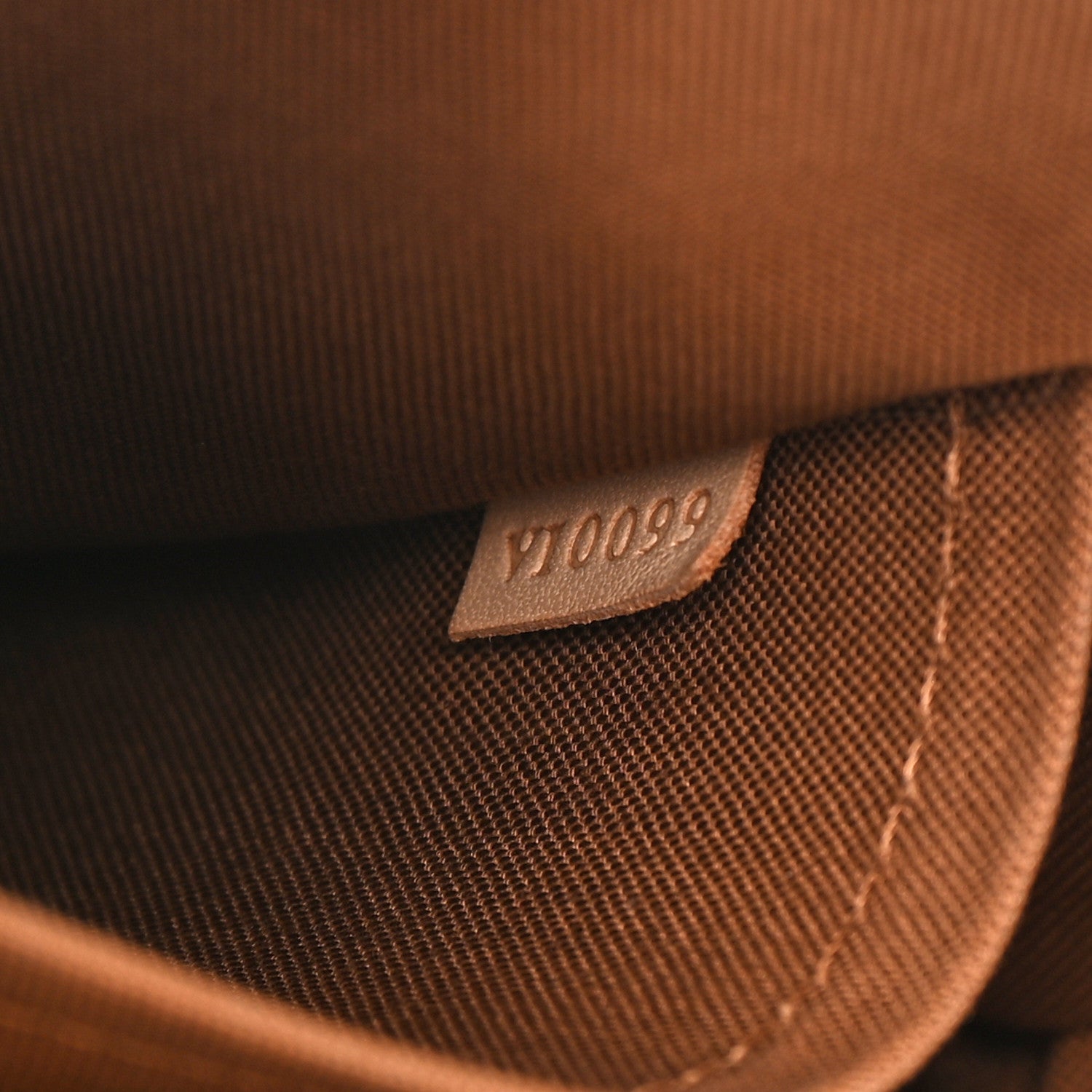 Louis Vuitton Monogram Tivoli PM 7 of 15