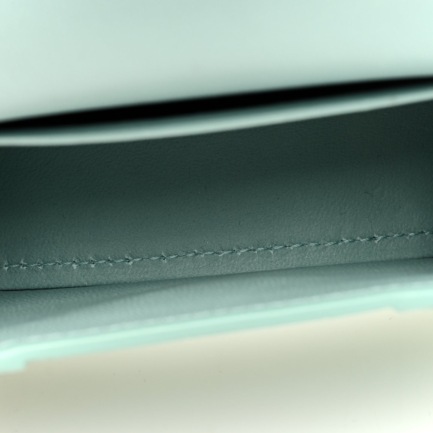 Shiny Calfskin Crocodile Embossed Hourglass Top Handle Bag Mini with Chain Green Acqua