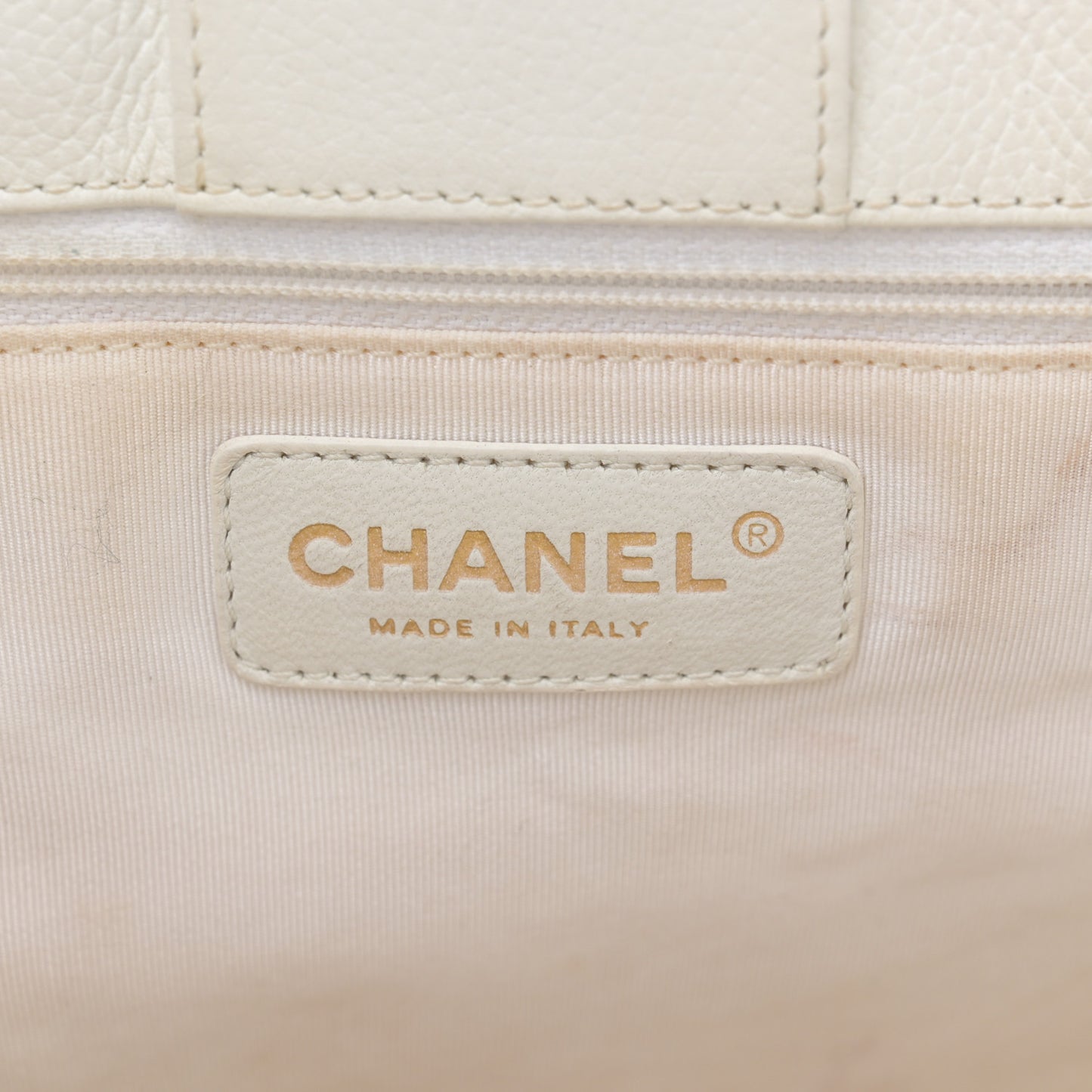 Calfskin Cerf Executive Shopper Tote White