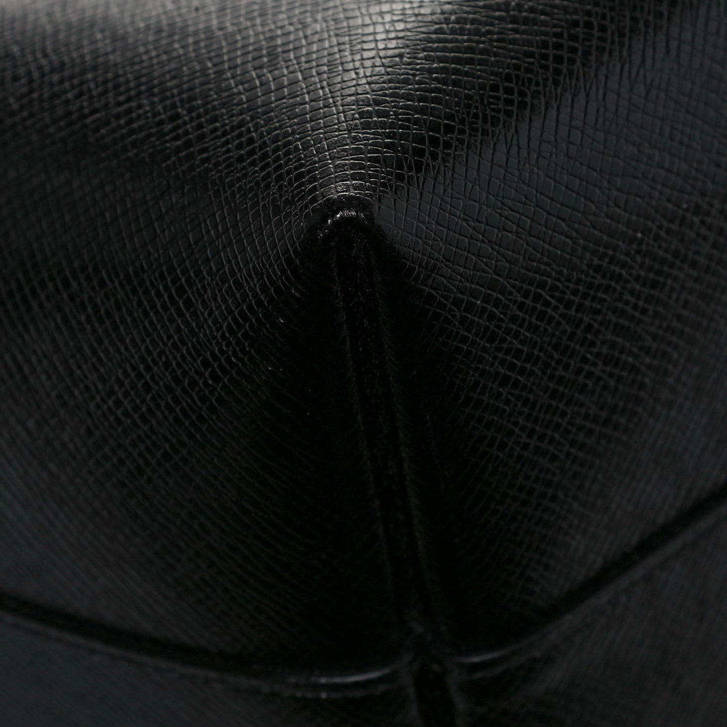 Grained Calfskin E/W Large Shopping Tote Black