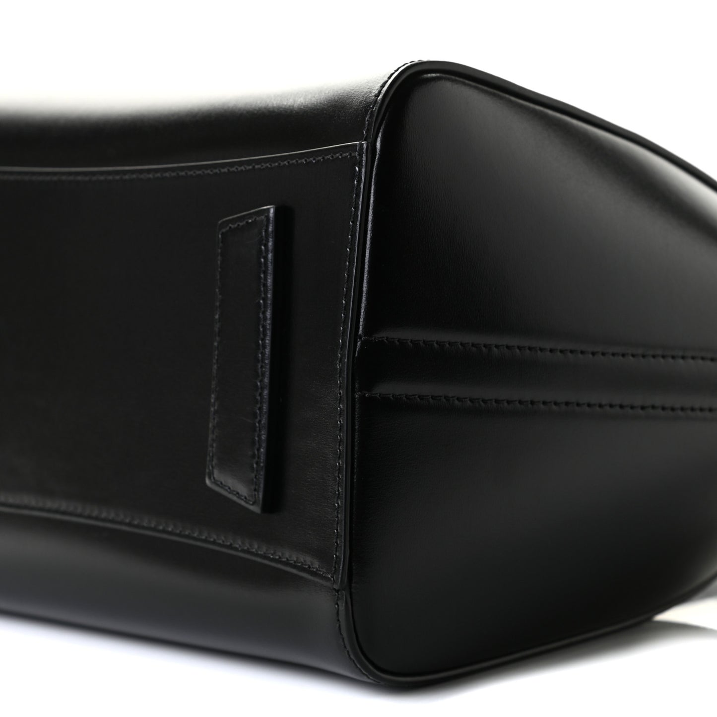 Shiny Lord Calfskin Small Antigona Black