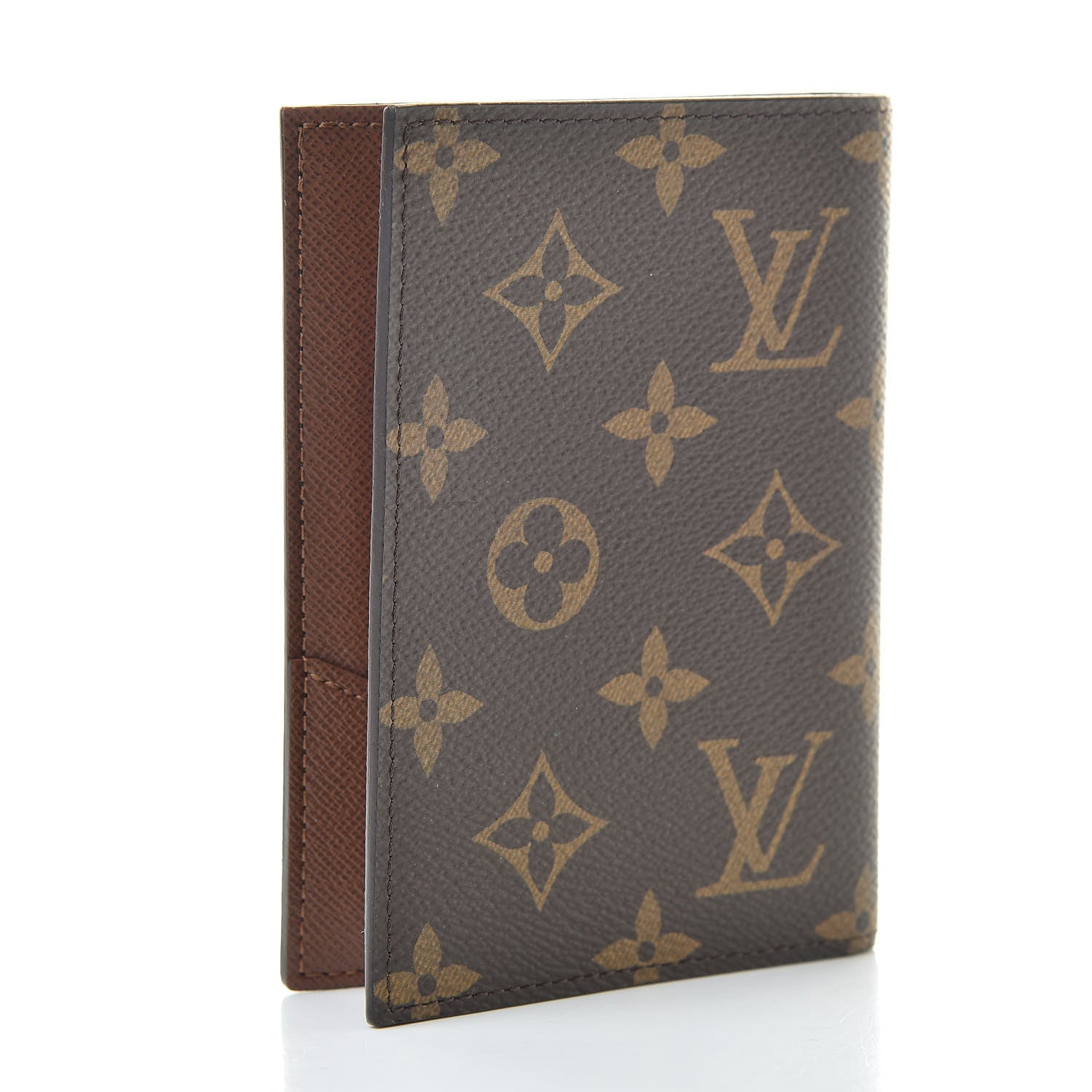 Louis Vuitton Monogram Passport Cover 3 of 7