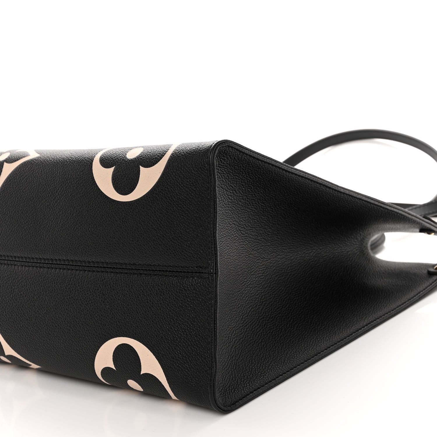 Louis Vuitton Empreinte Monogram Giant Onthego GM Black Beige 9 of 10