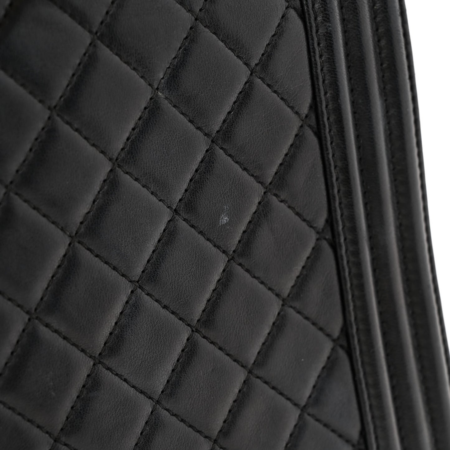 Lambskin Quilted New Medium Boy Flap Black