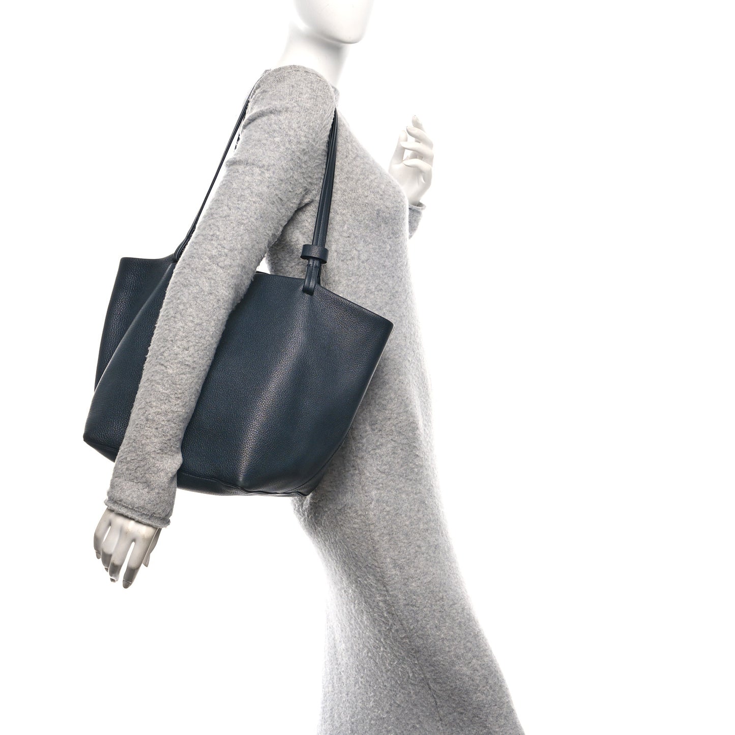 Grained Calfskin Park Tote Three Navy