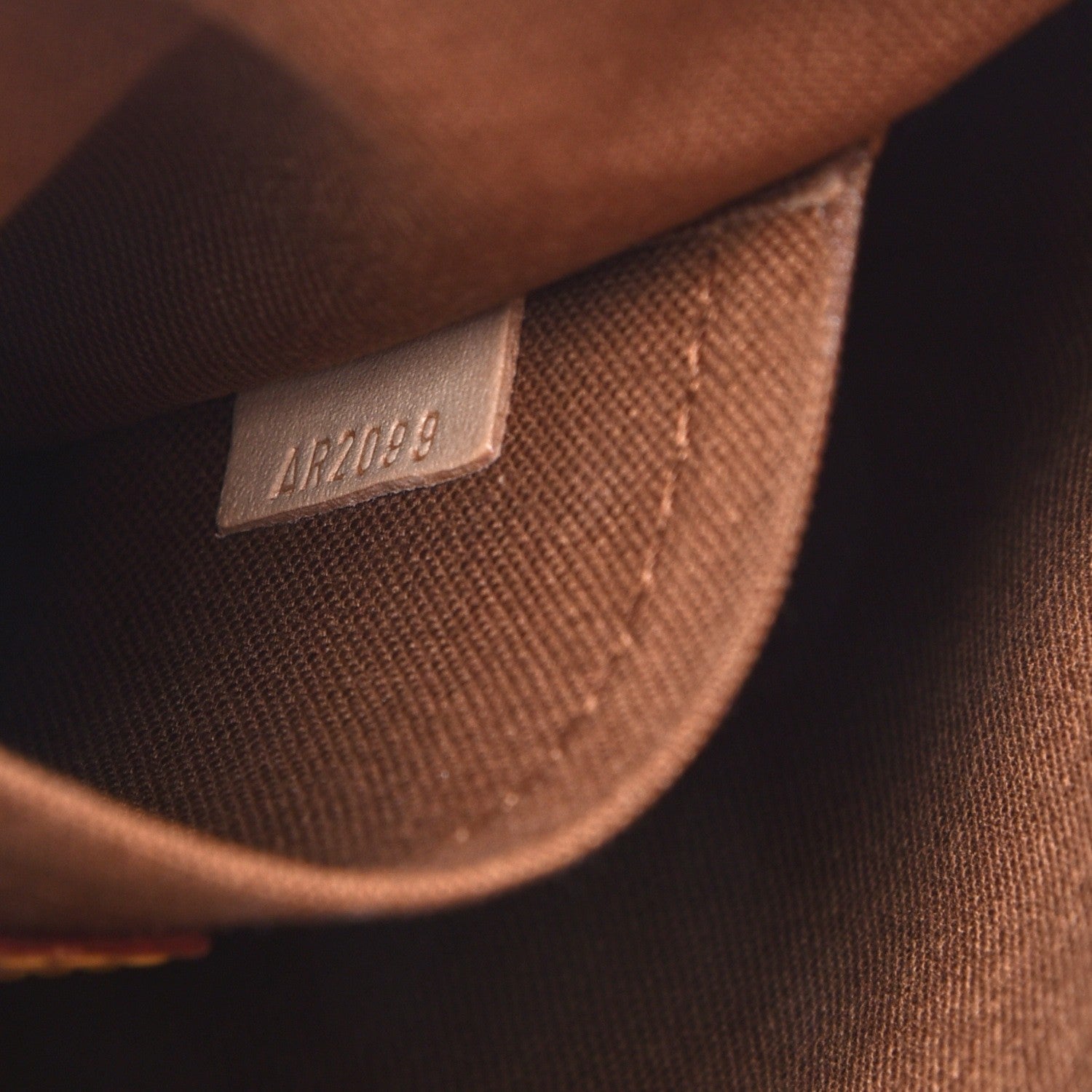 Louis Vuitton Monogram Thames PM 7 of 7