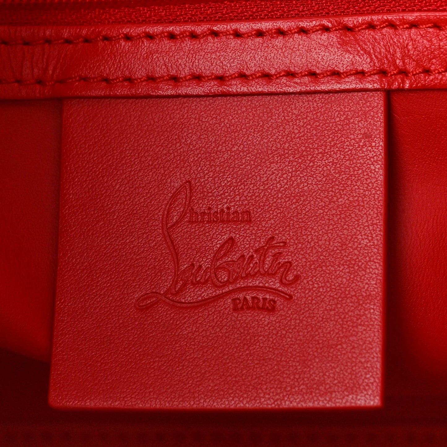 Calfskin Spikes Loubinthesky Medium Paloma Black Multimetal