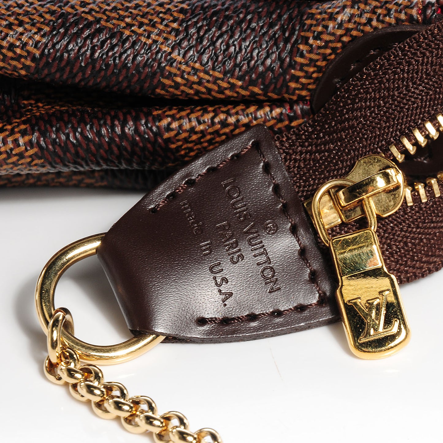 Damier Ebene Eva Clutch