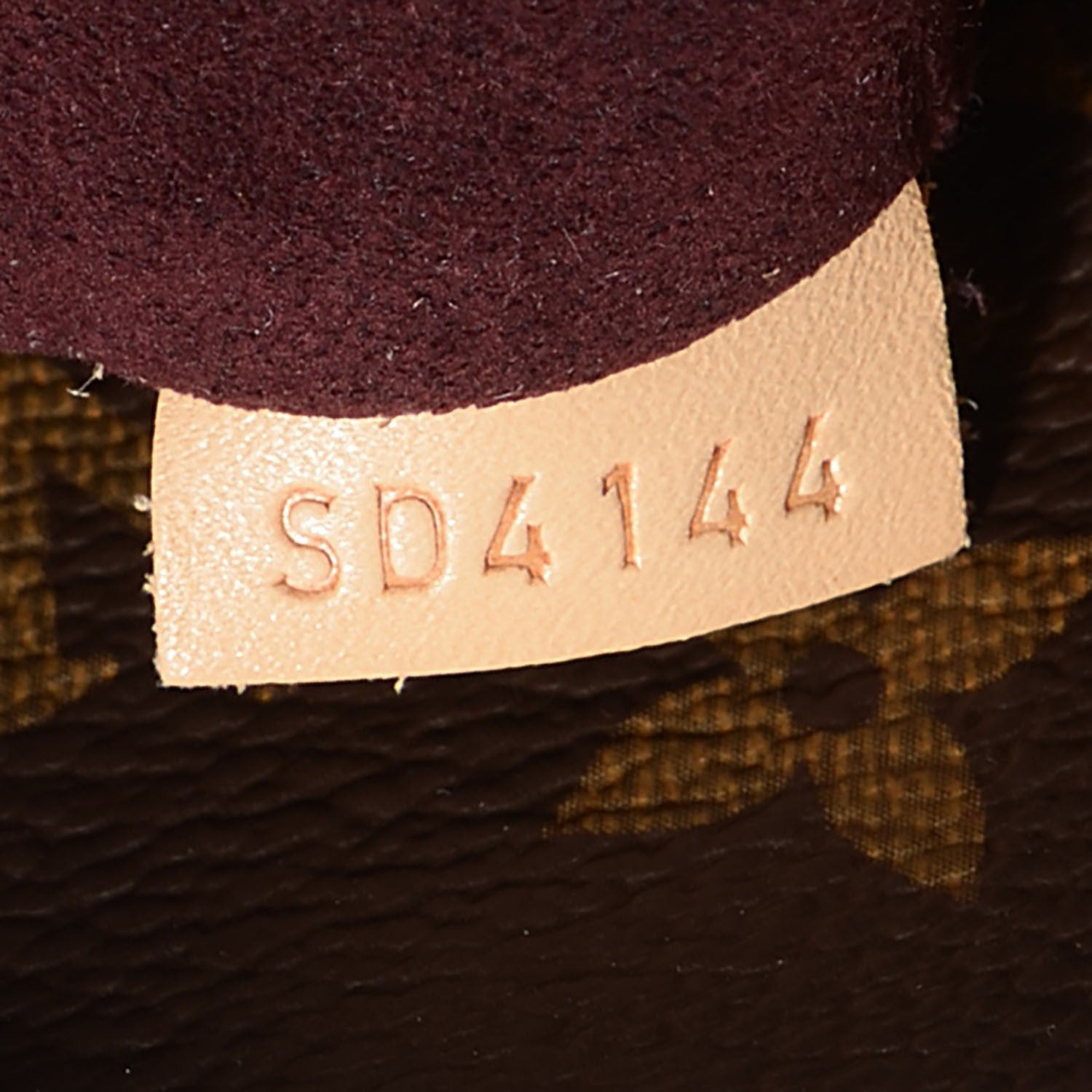 Louis Vuitton Monogram Montaigne GM 13 of 16