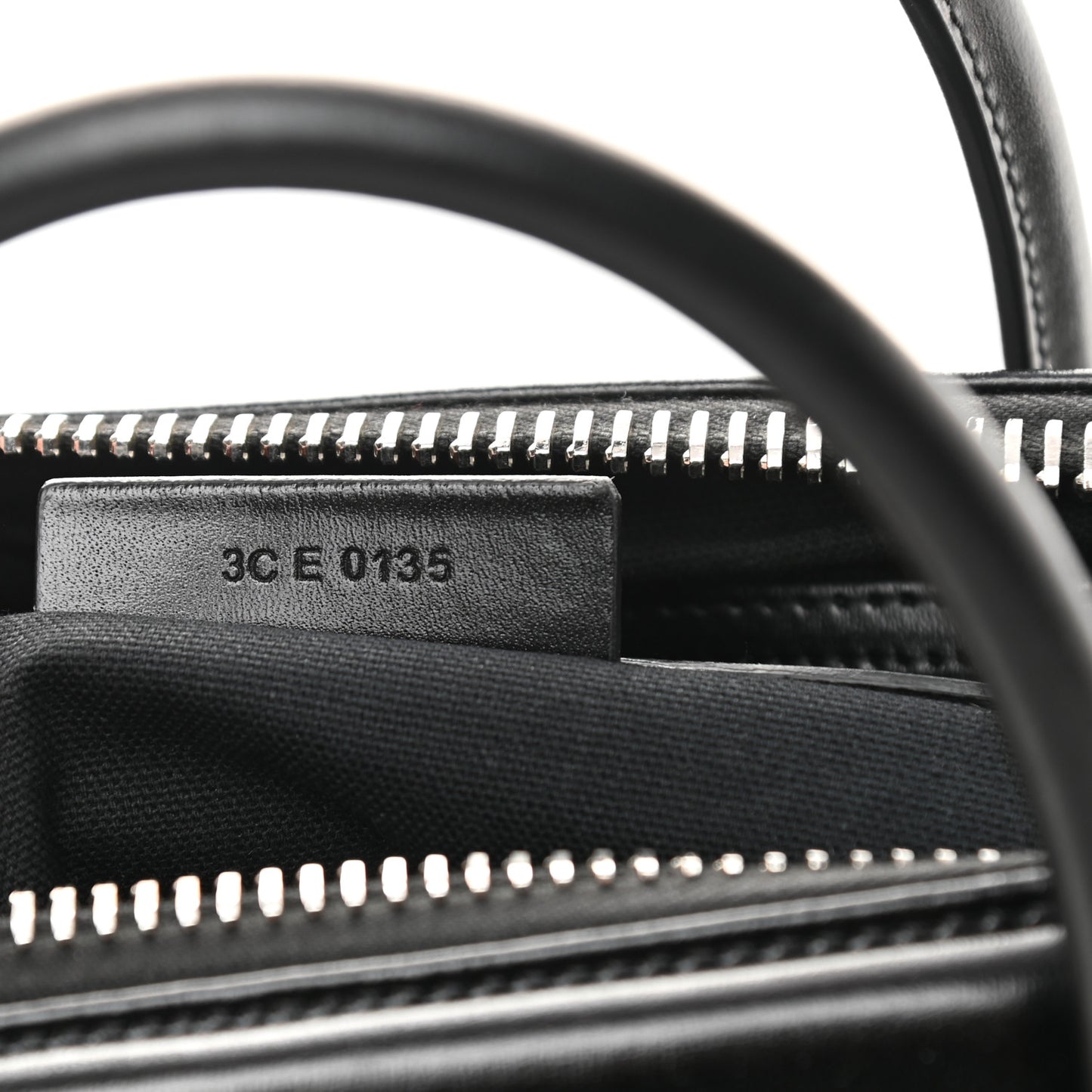 Shiny Lord Calfskin Medium Antigona Black