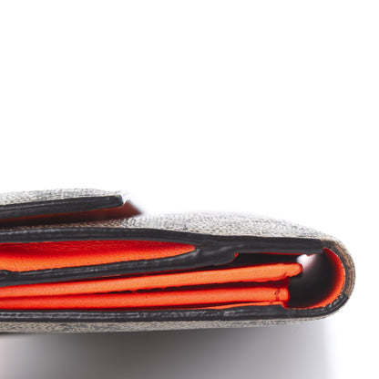Gucci GG Supreme Monogram Continental Heart Wallet Beige Fluorescent Orange 10 of 13