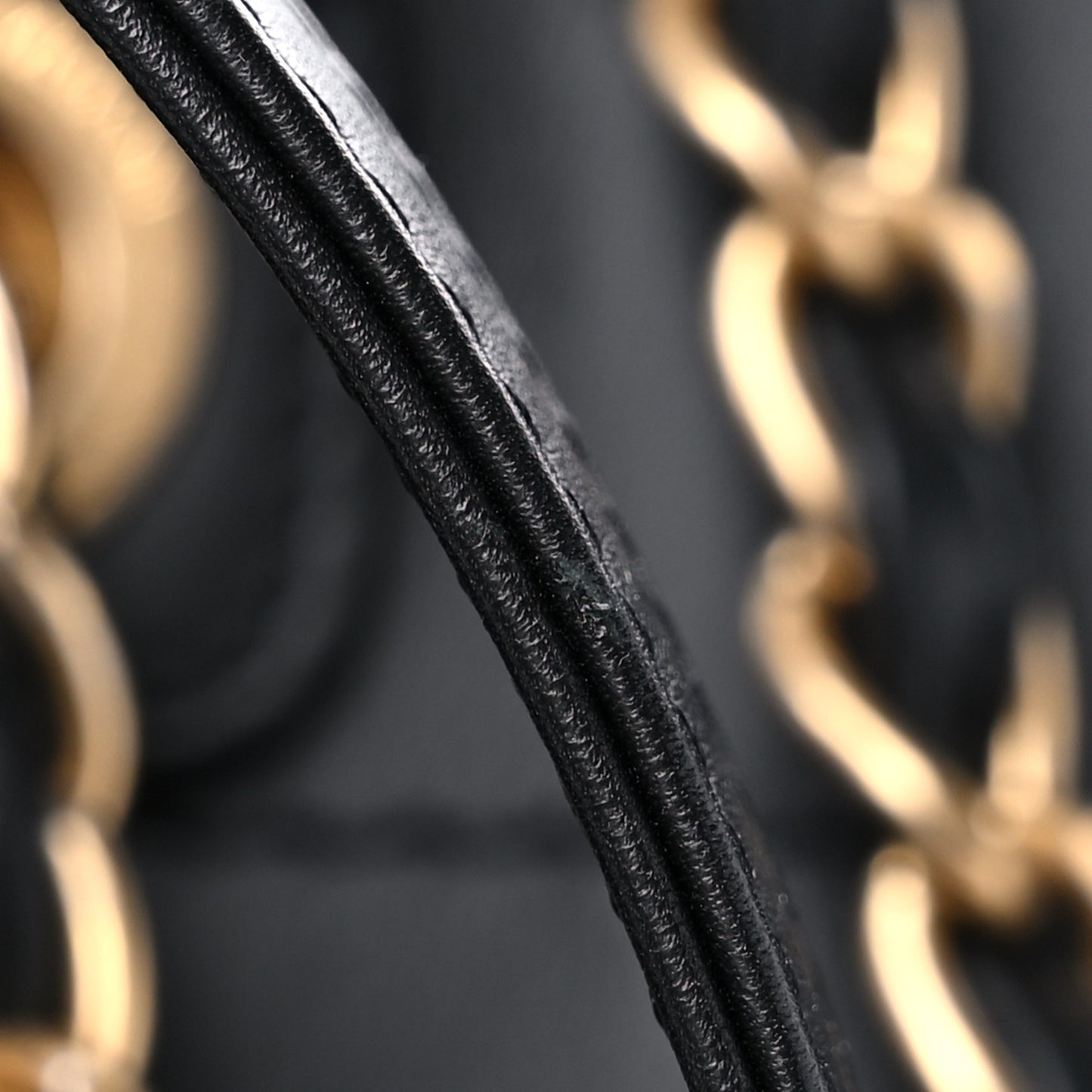 Calfskin Medium Deauville Tote Black