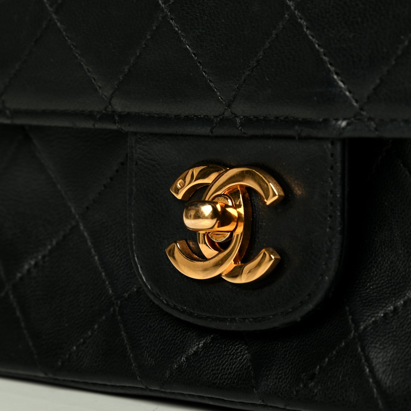 Lambskin Quilted Medium Double Flap Black