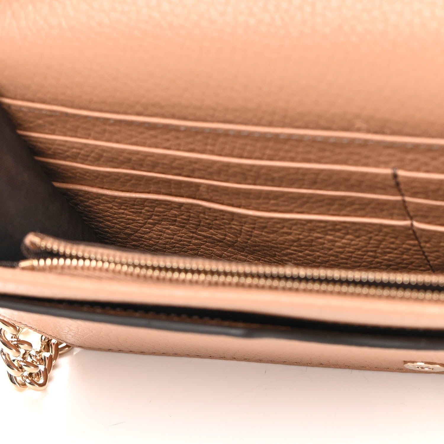 Gucci Pebbled Calfskin Soho Wallet on Chain Camelia 10 of 12