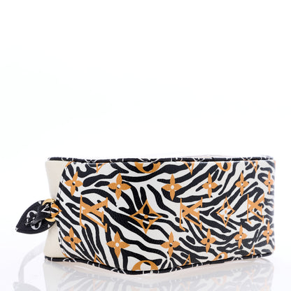 Louis Vuitton Monogram Giant Jungle Beach Pouch Ivory 4 of 8