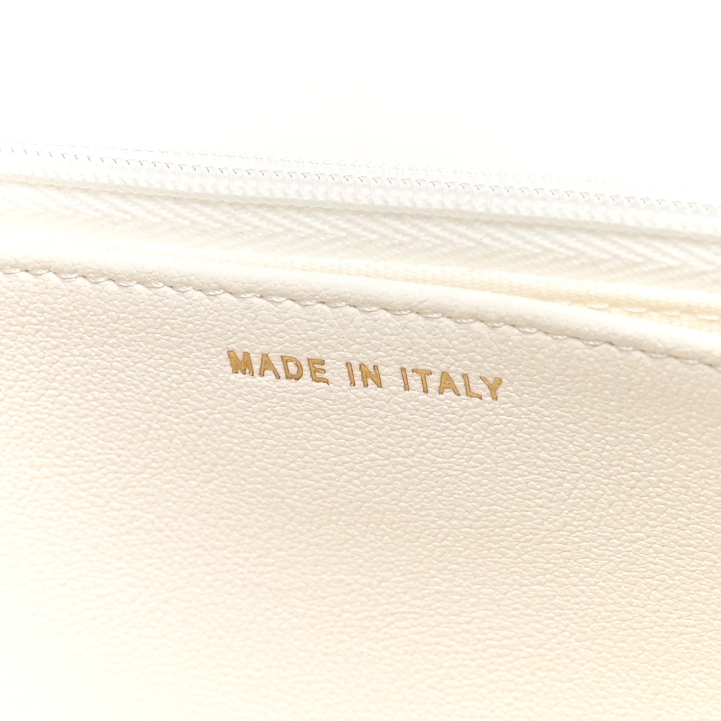 Lambskin Quilted Pearl Wallet On Chain WOC White