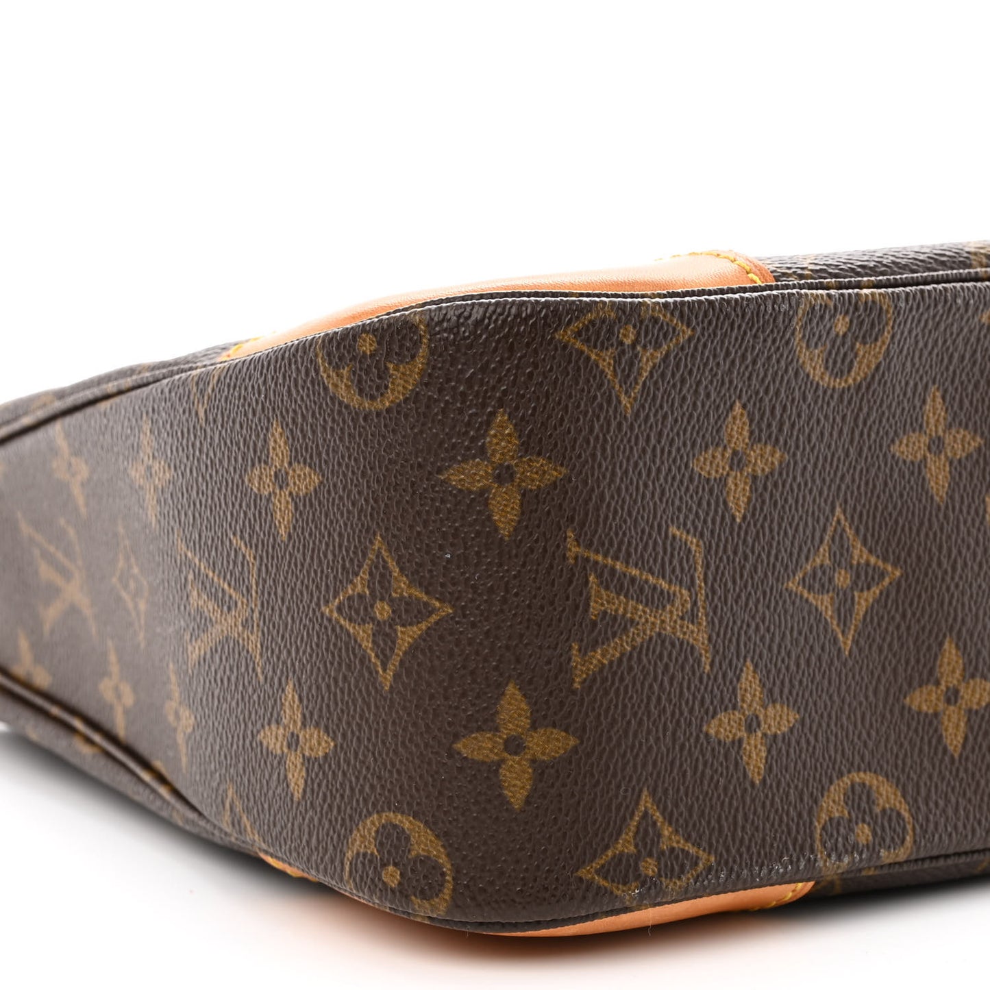Monogram Boulogne 30