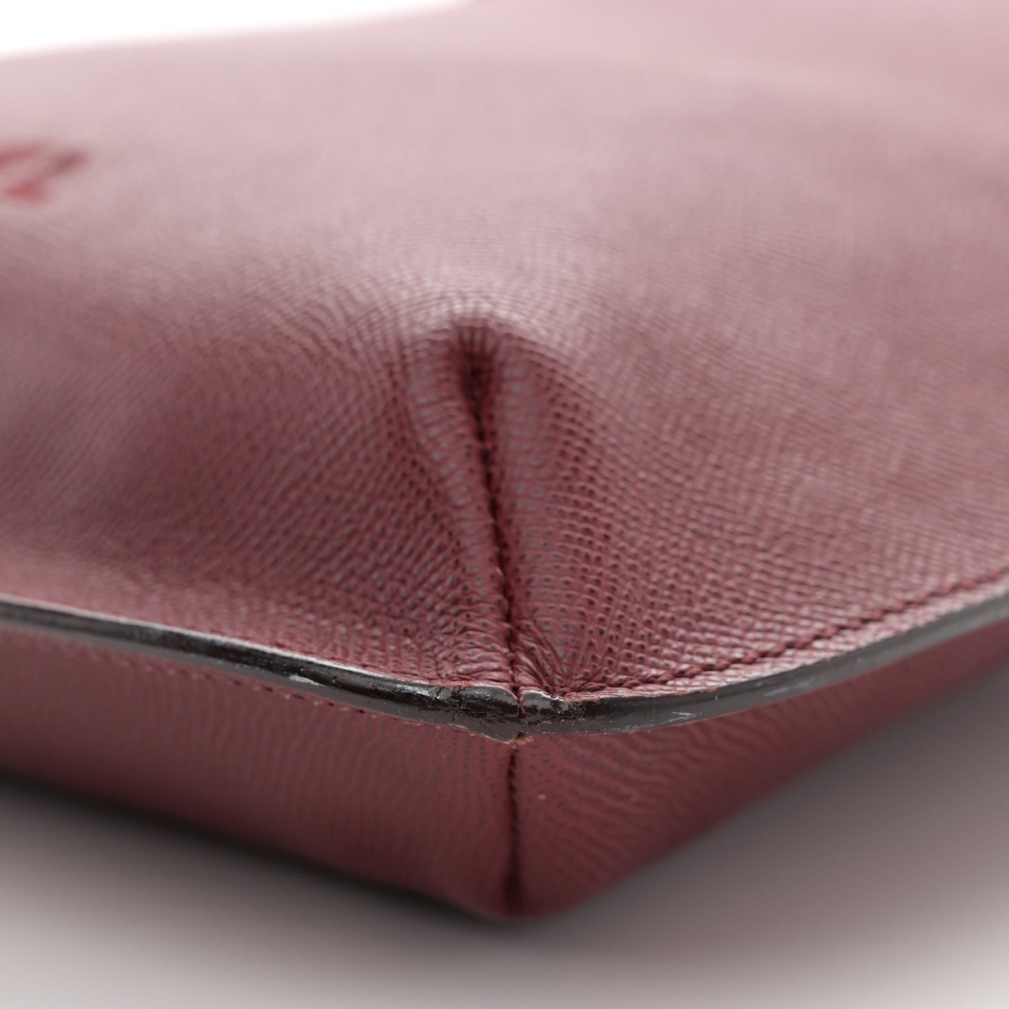 Caviar Shoulder Bag Burgundy