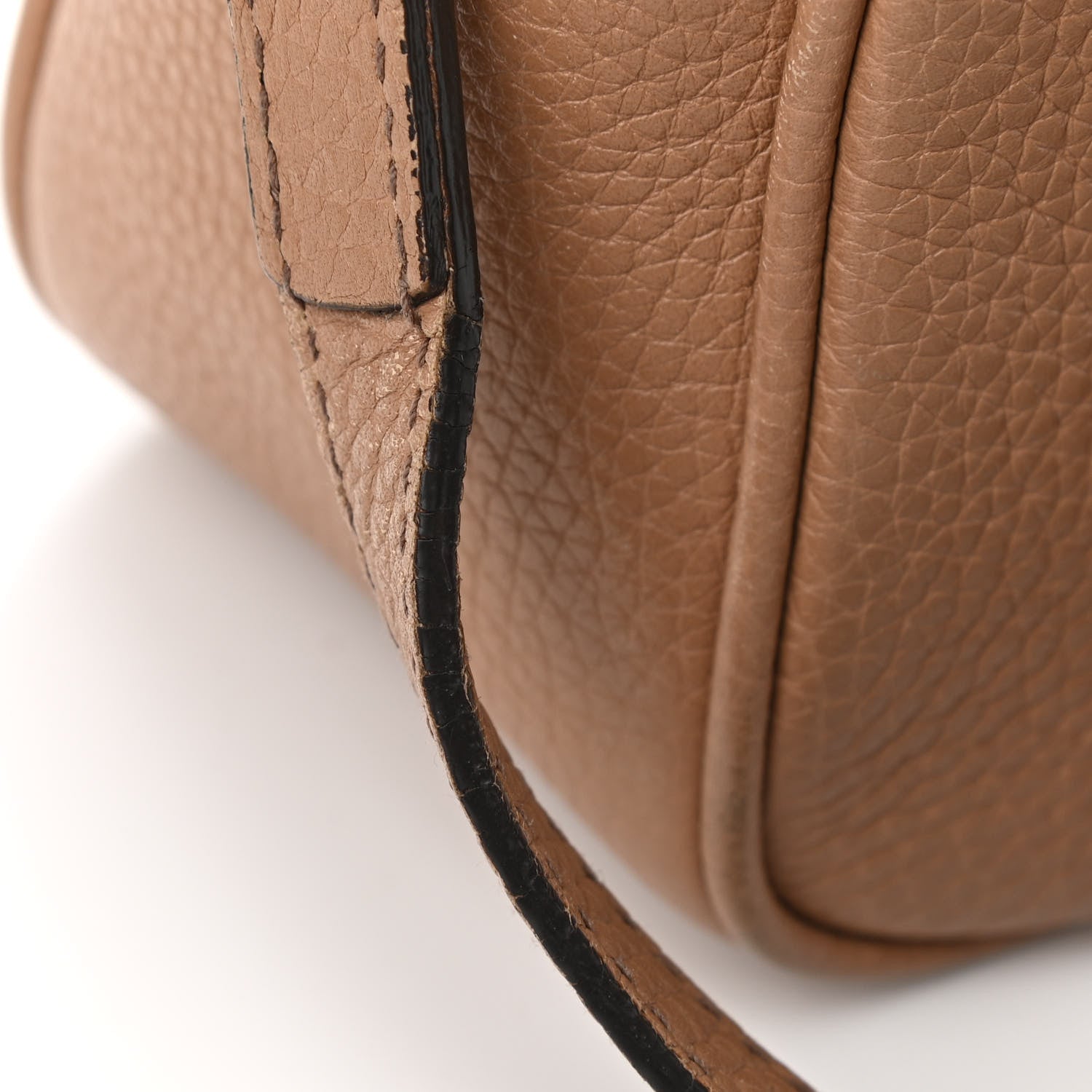 Gucci Pebbled Calfskin Small Soho Disco Bag Camelia 14 of 21