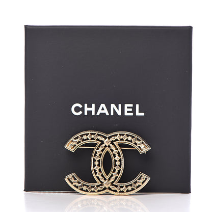 Chanel Metal CC Brooch Light Gold 5 of 5