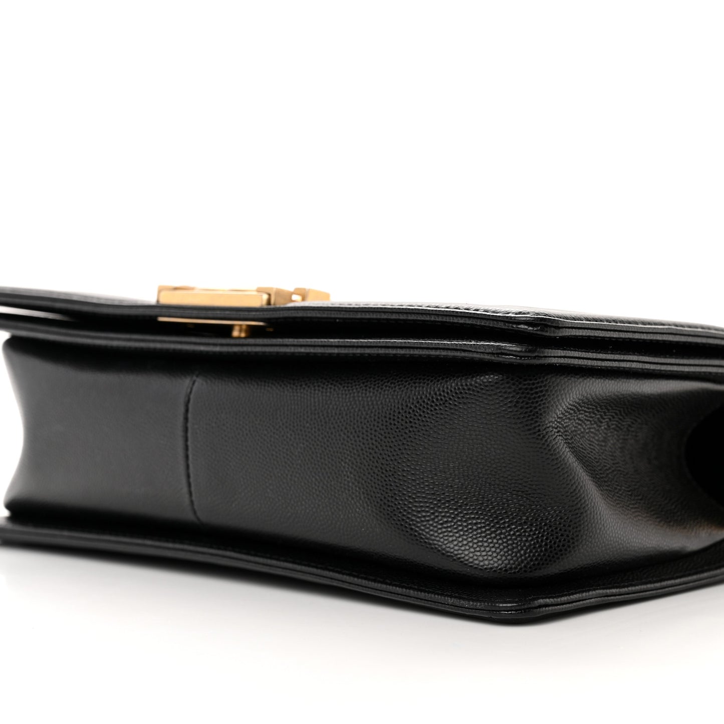 Caviar Quilted Medium Boy Flap Black