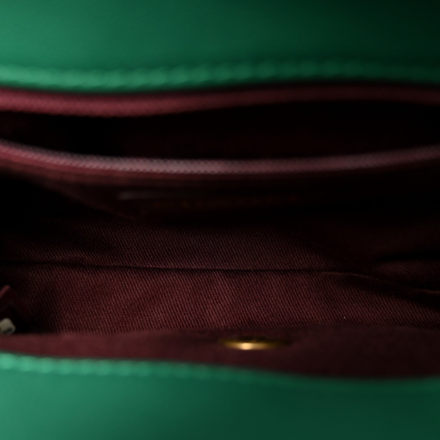 Shiny Sheepskin Quilted Mini Trapezio Flap Green
