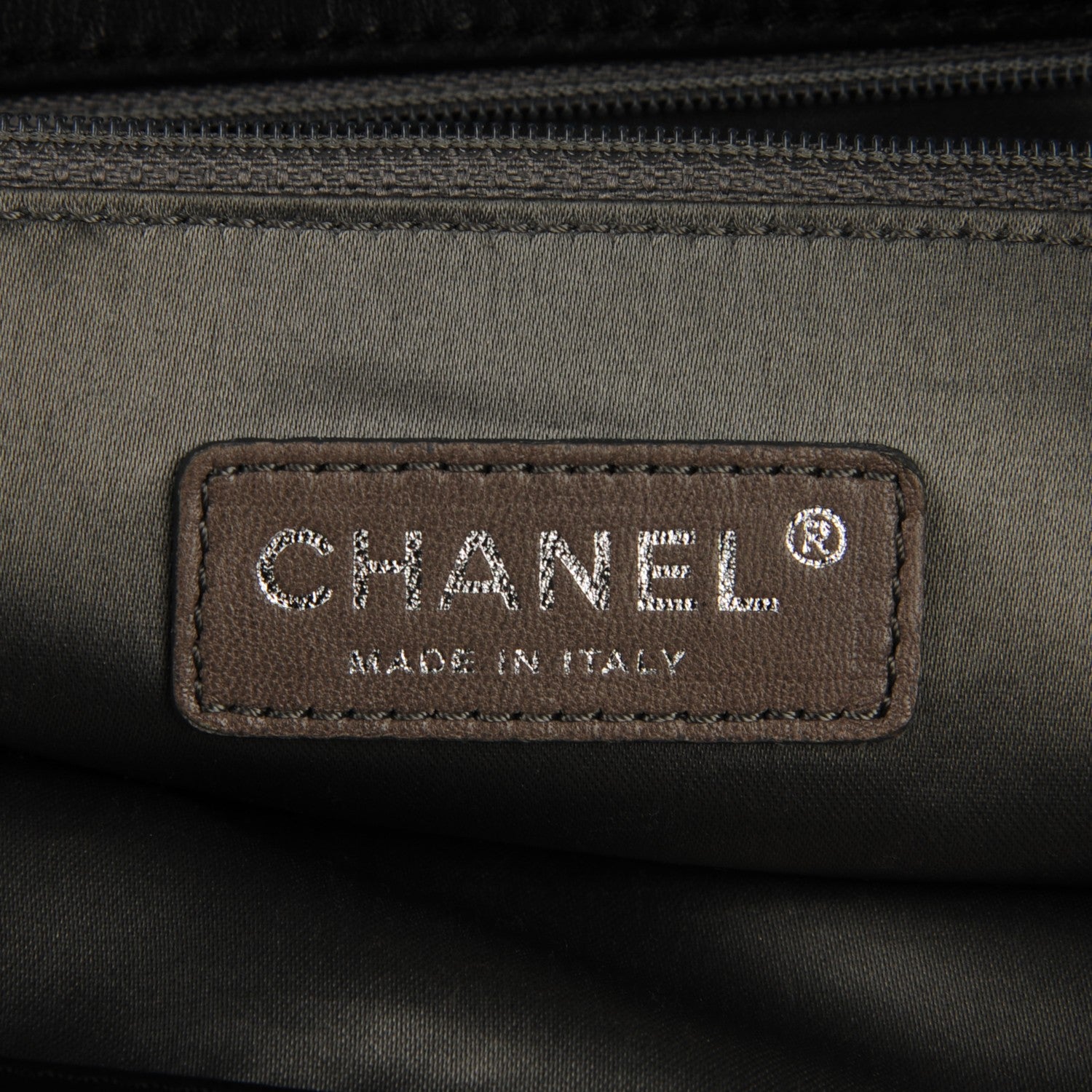 Chanel Patent Calfskin Patchwork Brooklyn Tote Black 6 of 7